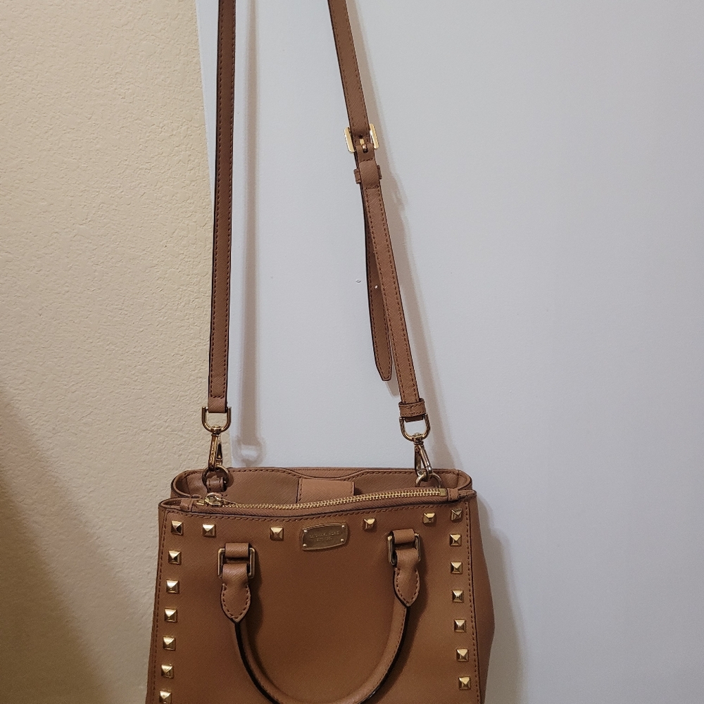 Crossbody bag